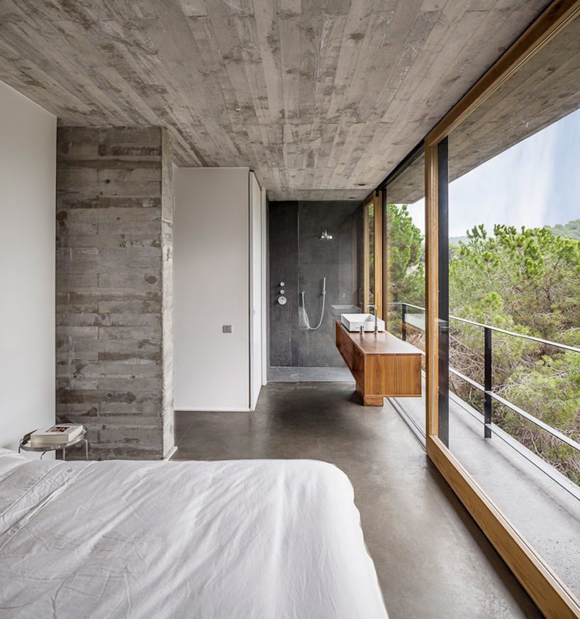isern associats: house in sant pol de mar