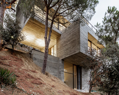 isern associats: house in sant pol de mar
