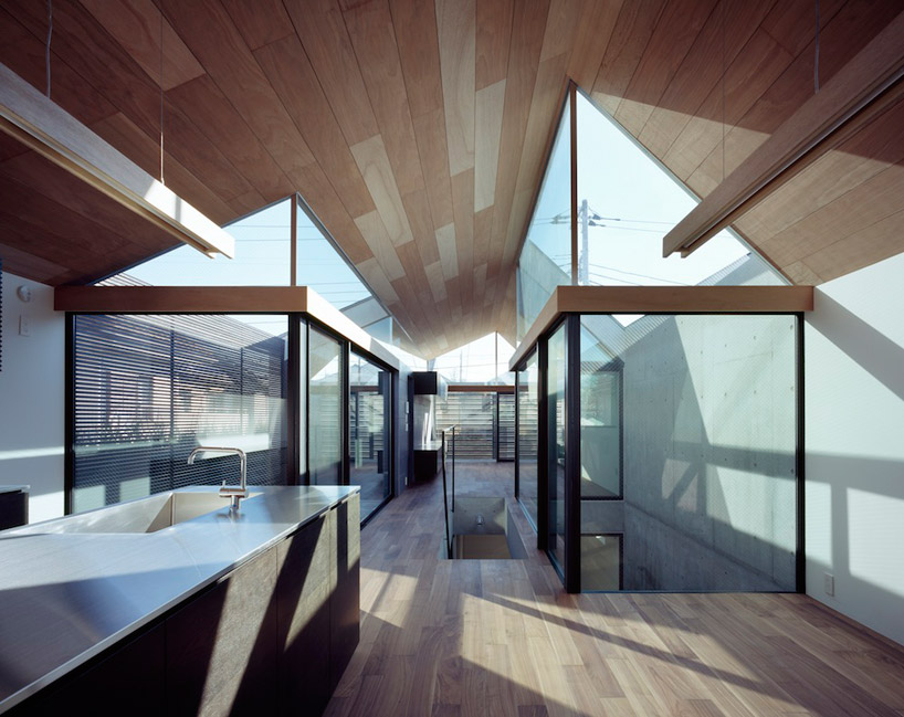 apollo architects and associates: neut   house for an ophthalmologist