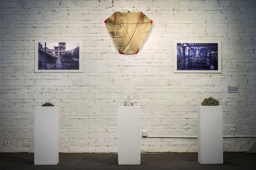 a journey through the yangtze river's transformation by 	jorge mañes rubio