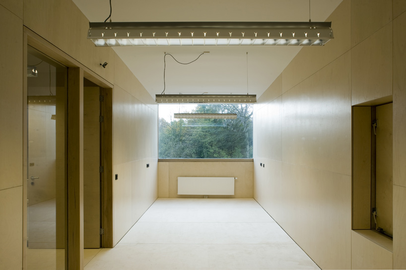 70F architecture: sheep stable in almere