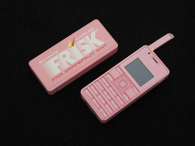 phone strap 2 is the world's lightest and smallest phone