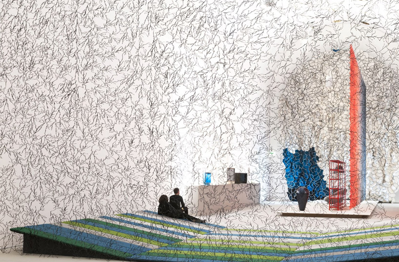 ronan and erwan bouroullec: momentane exhibition at les arts decoratifs