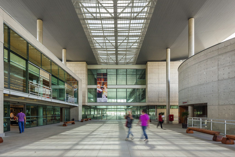 rodrigo mindlin loeb + eduardo de almeida: brasiliana library at USP campus