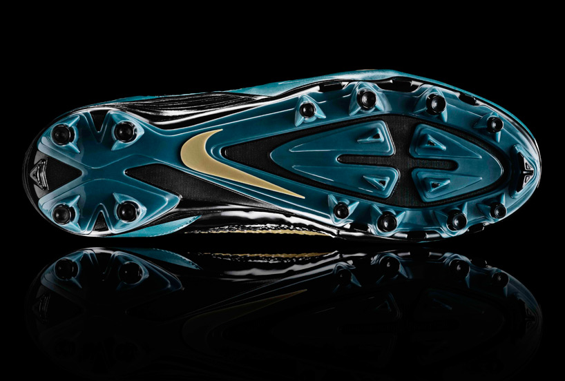 Jaguars unveil new Nike Vapor Untouchable uniforms