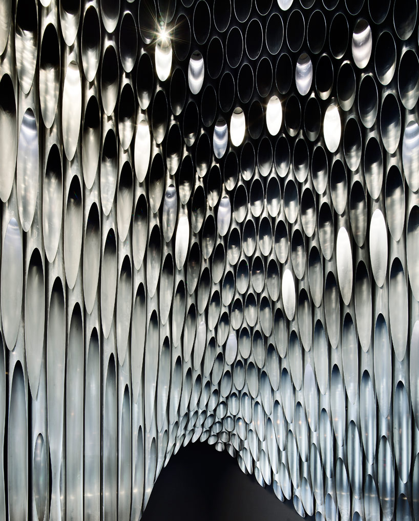 x tu architects: boutique patrick roger, paris