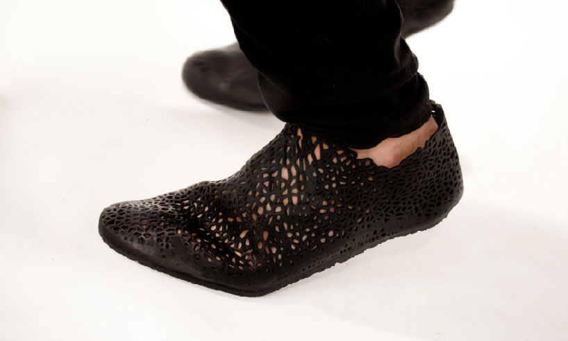 3D printed XYZ shoes by earl stewart
