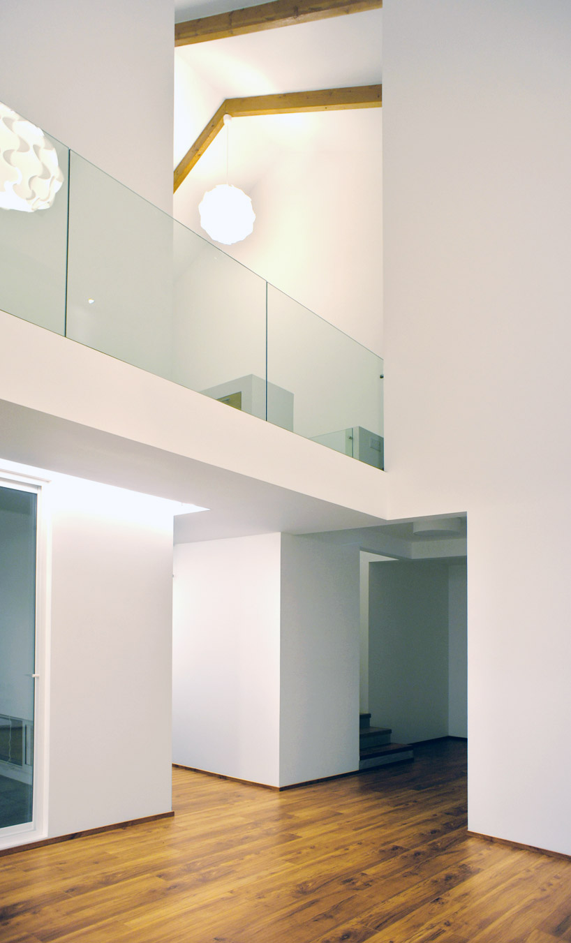 T38studio: HDJ86 single family housing complex, tijuana