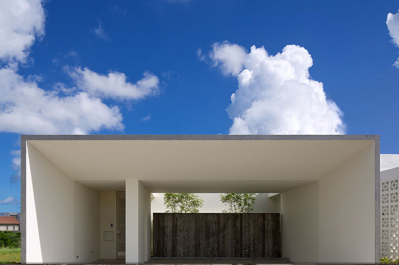 matsuyama architect and associates: house in yomitan