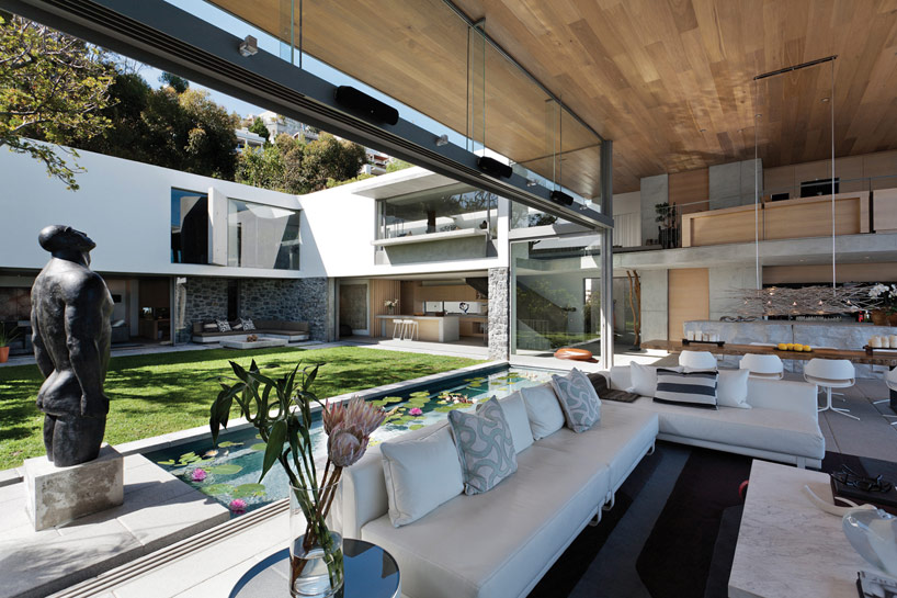 SAOTA: de wet 34 residence in cape town