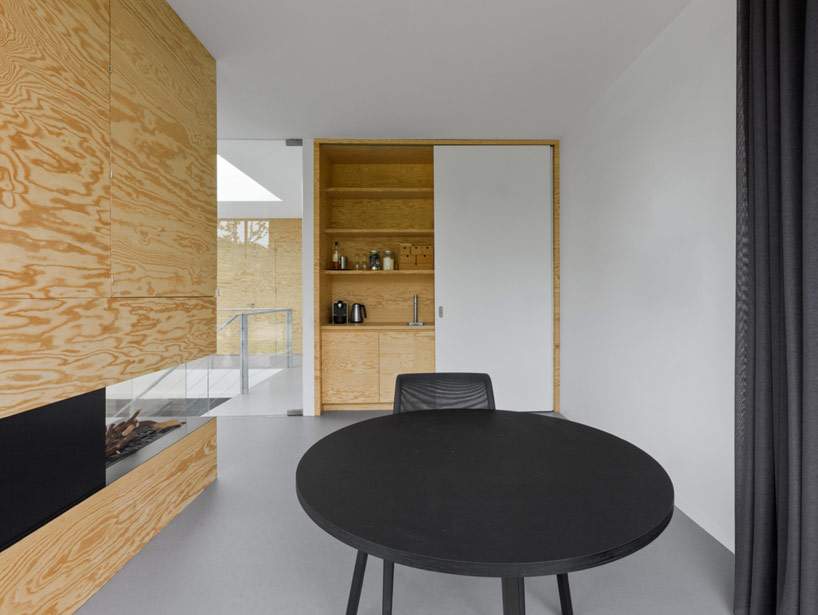i29: home 09   interior for villa V by paul de ruiter architects