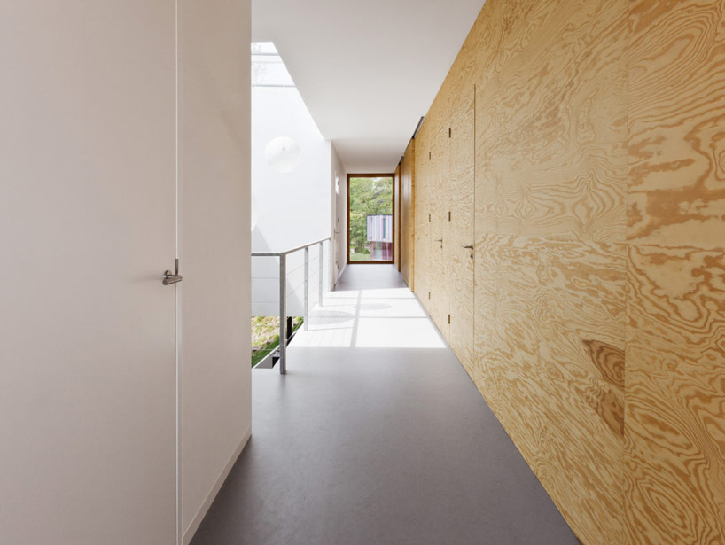 i29: home 09   interior for villa V by paul de ruiter architects