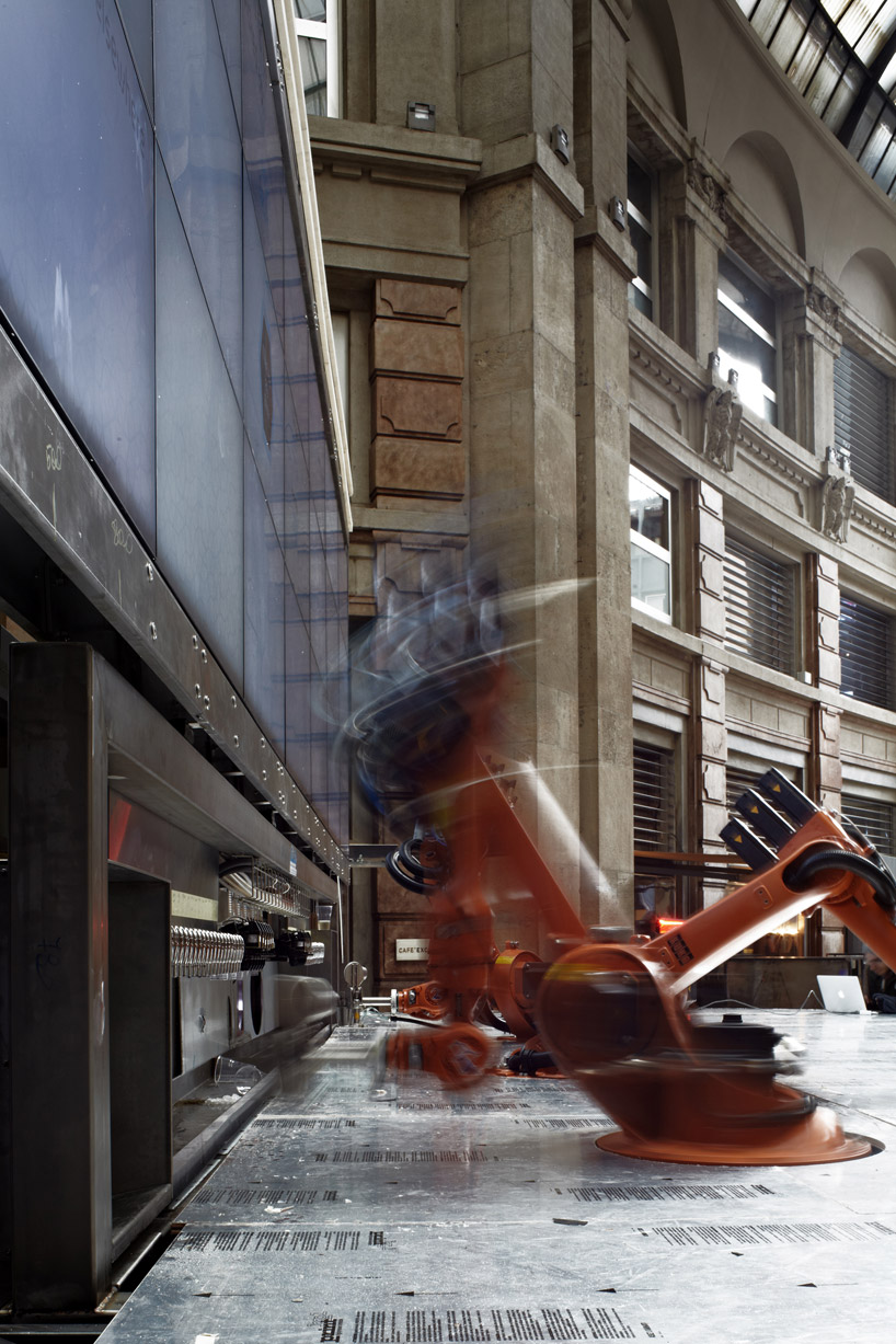 makr shakr robotic bartender by MIT senseable lab + carlo ratti
