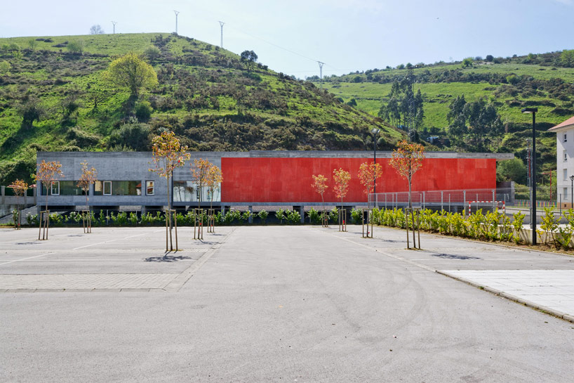 fernandez abascal+muruzabal: church of the holy martyrs, cantabria