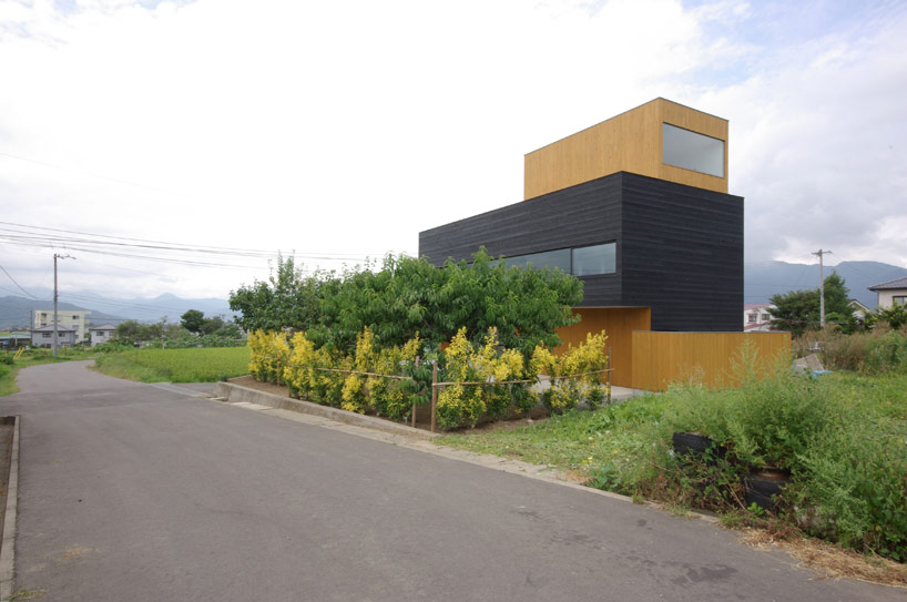 case design studio: wooden house in rural ueda