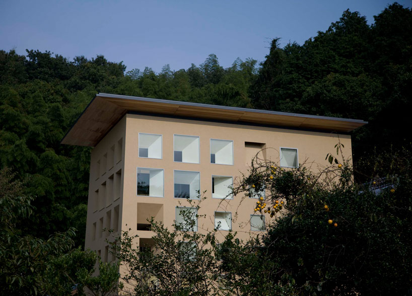 zai shirakawa: office and living quarters at eifuku ji temple