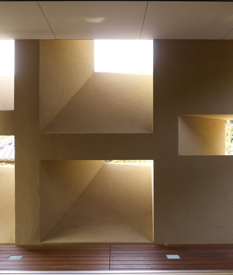 zai shirakawa: office and living quarters at eifuku ji temple