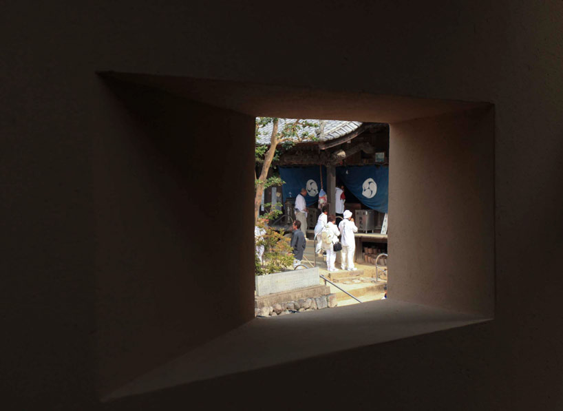 zai shirakawa: office and living quarters at eifuku ji temple