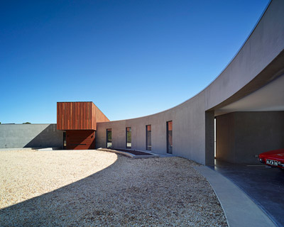 rachcoff vella architecture: piermont home with three wings