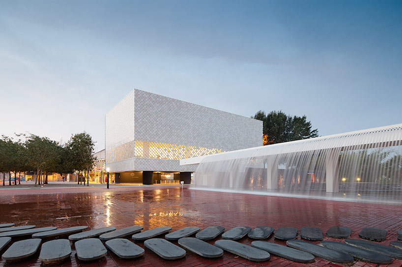 campos costa arquitectos extend the lisbon aquarium