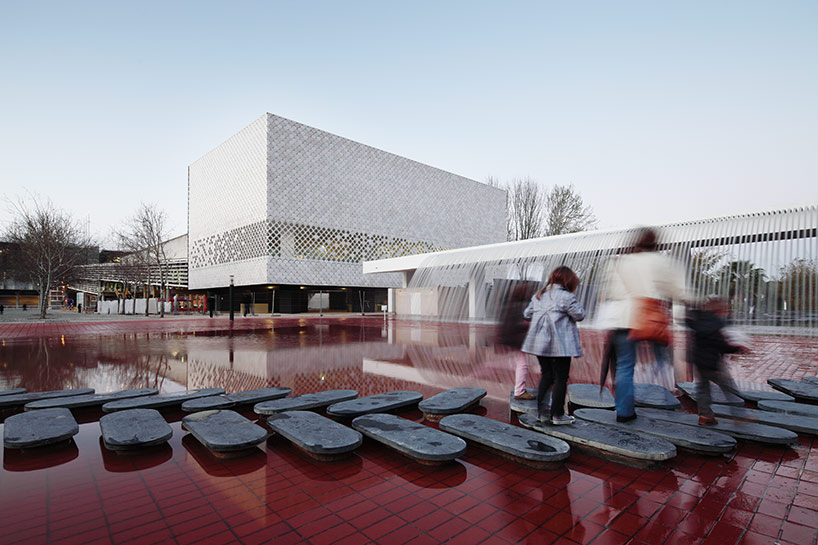 campos costa arquitectos extend the lisbon aquarium