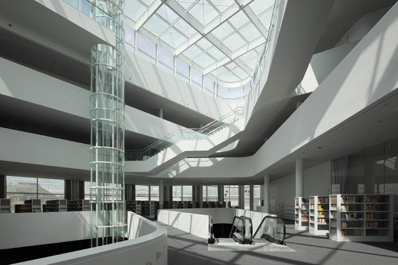 benthem crouwel reframes the zentralplatz in koblenz