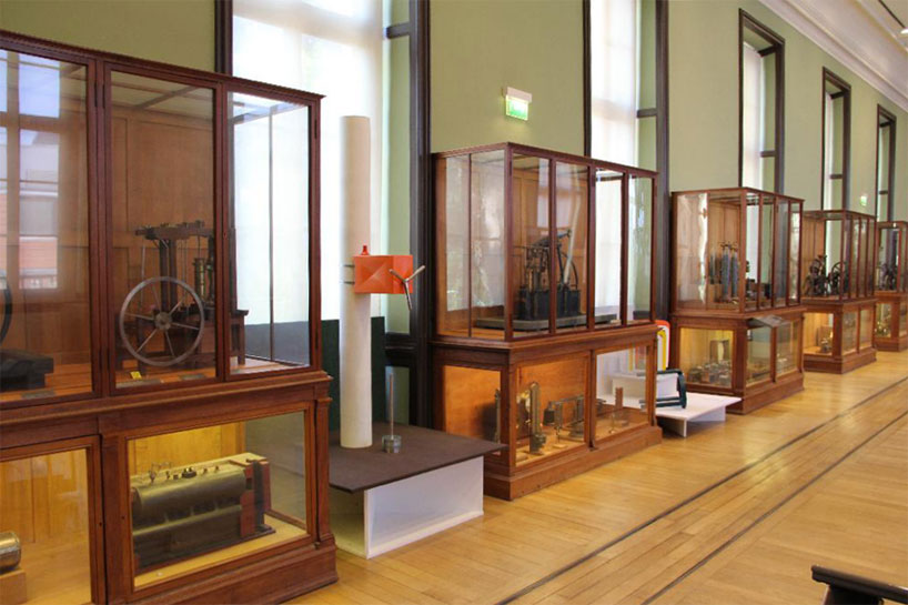 design [r]evolution exhibition at designer's days paris 2013