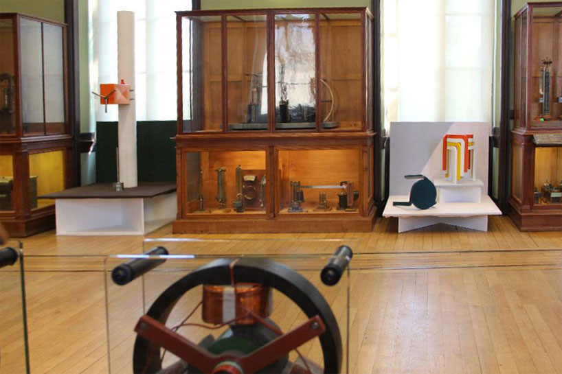 design [r]evolution exhibition at designer's days paris 2013