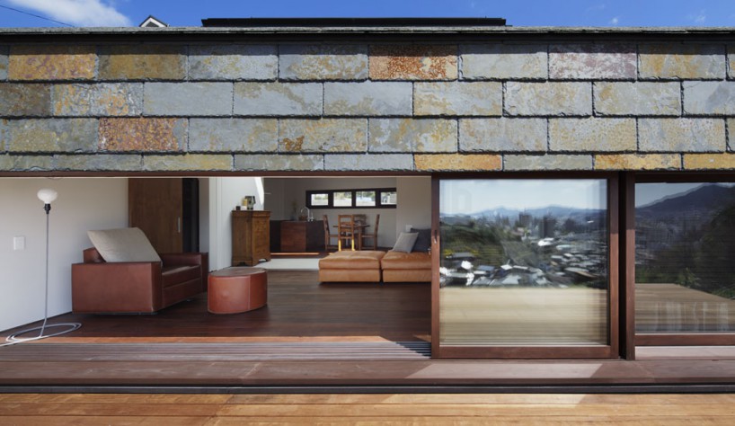 K2-design: uchikami house overlooks the sea in hiroshima