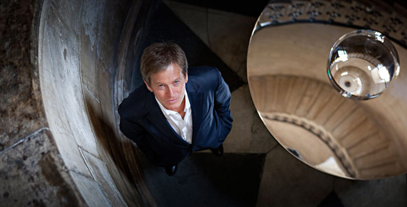 john pawson collaborates with swarovski on perspectives - the largest concave meniscus crystal lens