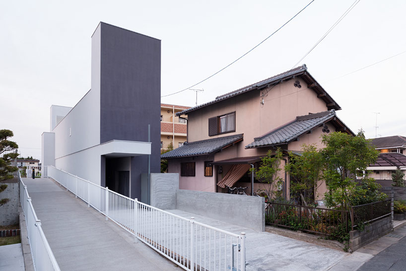 FORM / kouichi kimura architects: slender promenade house