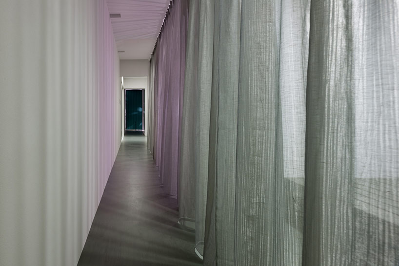 FORM / kouichi kimura architects: slender promenade house