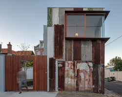raffaello rosselli converts an australian tinshed into office