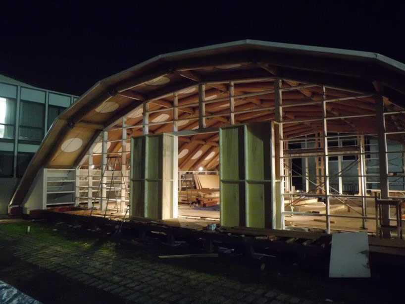 shigeru ban designs temporary studio for kyoto university
