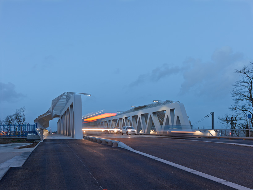 tetrarc architectes transforms transit hub PEM saint-nazaire