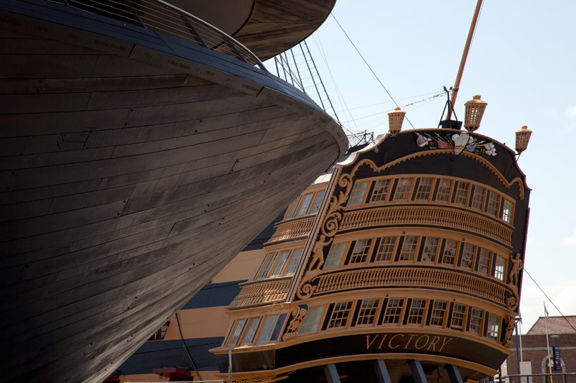 wilkinson-eyre-architects-mary-rose-museum-designboom03 wilkinson eyre architects' mary rose museum evokes ship form