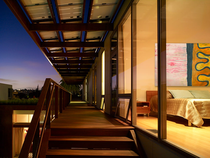 brooks + scarpa: yin-yang house balances performance and aesthetics