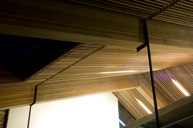 O+A: mini conference center and garage in veldhoven