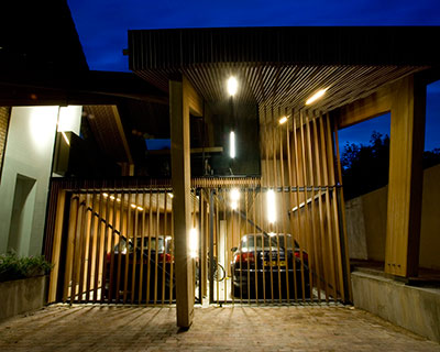 O+A: mini conference center and garage in veldhoven