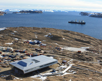 research station in antarctica built from 134 shipping containers