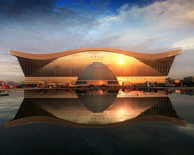 china completes the largest building in the world
