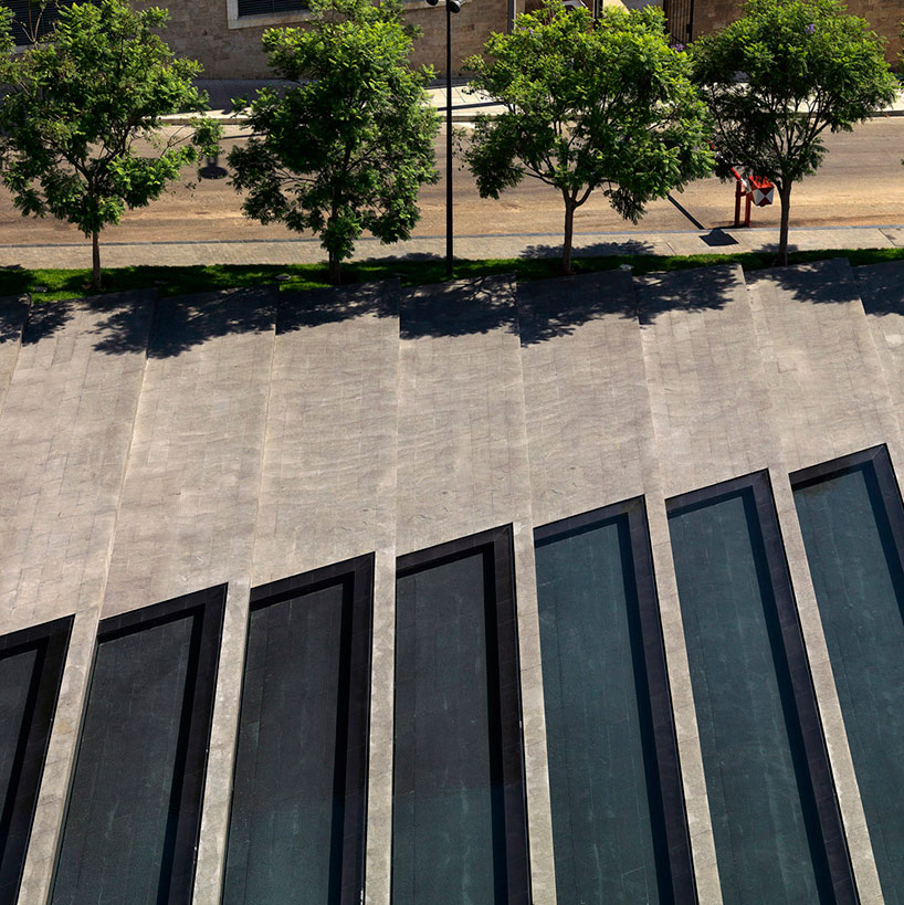 vladimir djurovic completes stepped hariri memorial