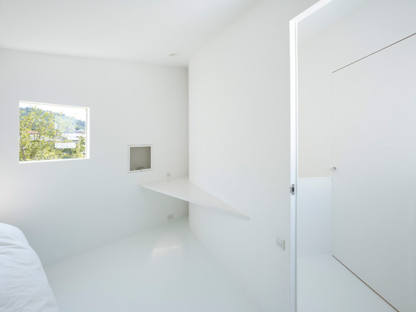 hiroyuki arima designs a house around the lunar cycle 