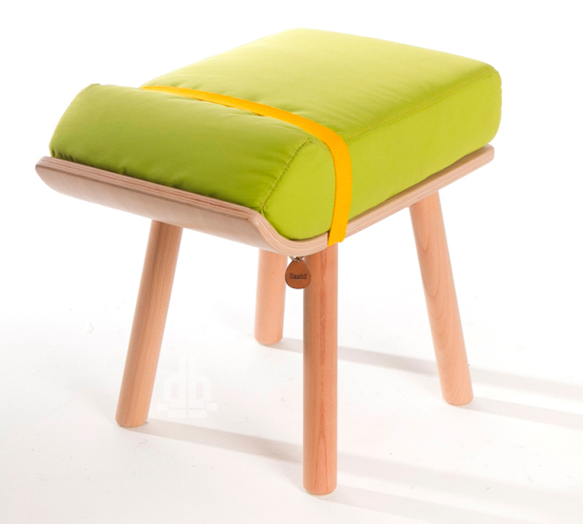 hosting-hounds-tomski-designboom04 dog furniture - a man's best friend by tomski