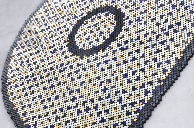 glittering google map icon made from 10,000 sequins