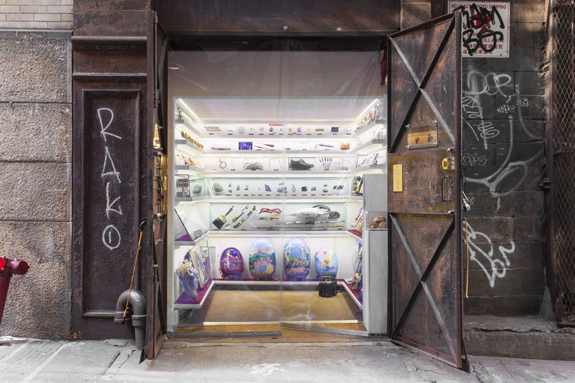abandoned elevator shaft hides secret museum in NYC