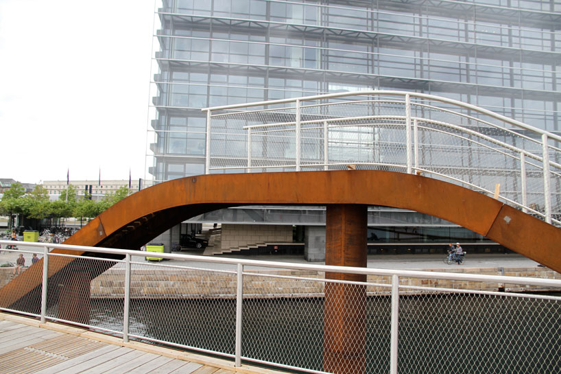 julien de smedt architects + KLAR open kalvebod waves boardwalk 