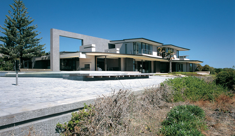SAOTA's layered melkbos house frames the south african coast
