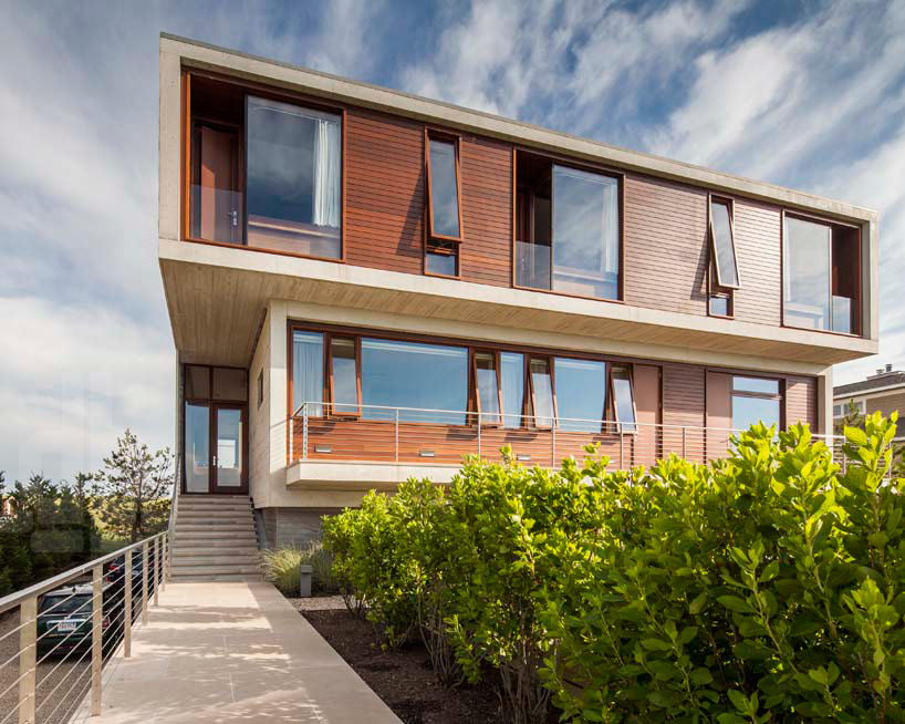 aamodt plumb architects: robust beach house on long island