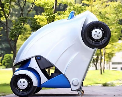armadillo-T micro electric car folds like a desert creature